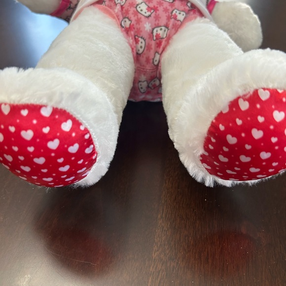 Hello Kitty - Picture 9 of 11